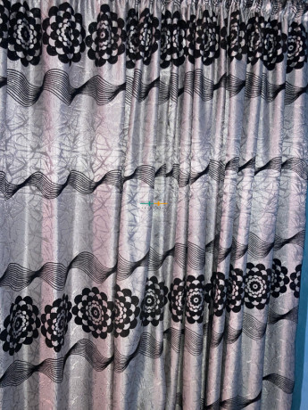 fairly-and-neatly-used-curtains-for-sale-big-0