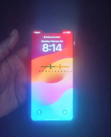 iphone-xs-max-for-sale-in-benin-big-2